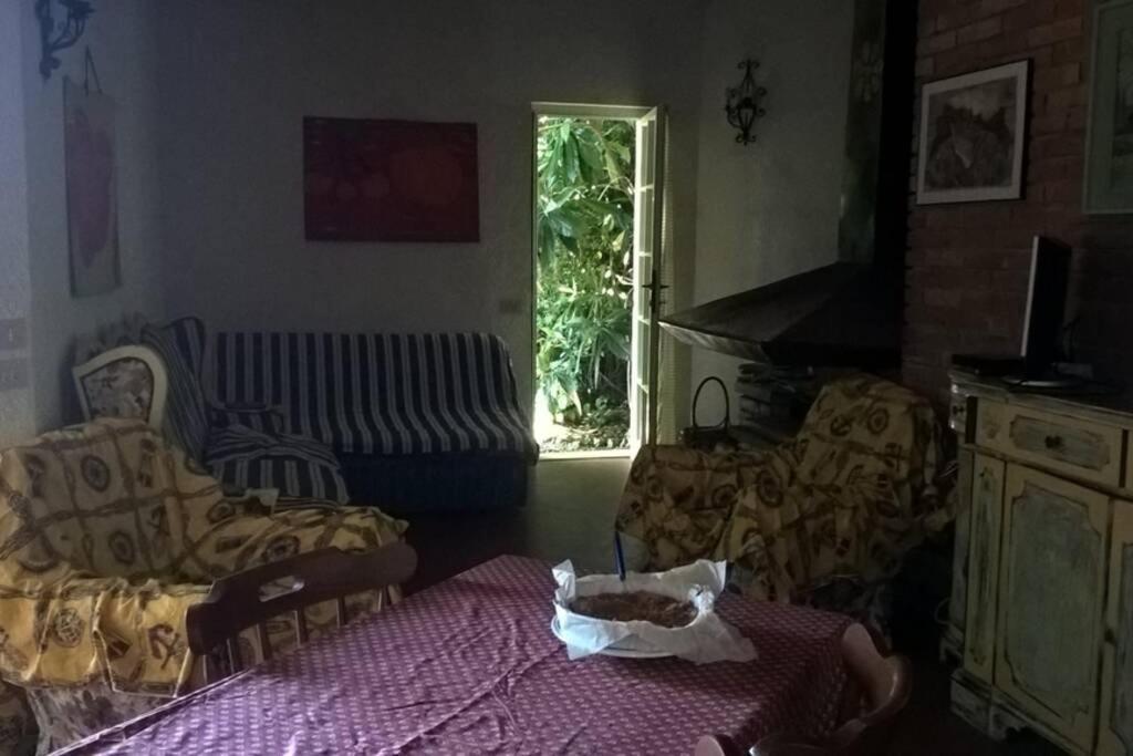 Casa Charming Immersa Nel Holiday home *